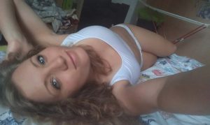 Femme libre ce soir cherche un bon amant pour oublier son ex